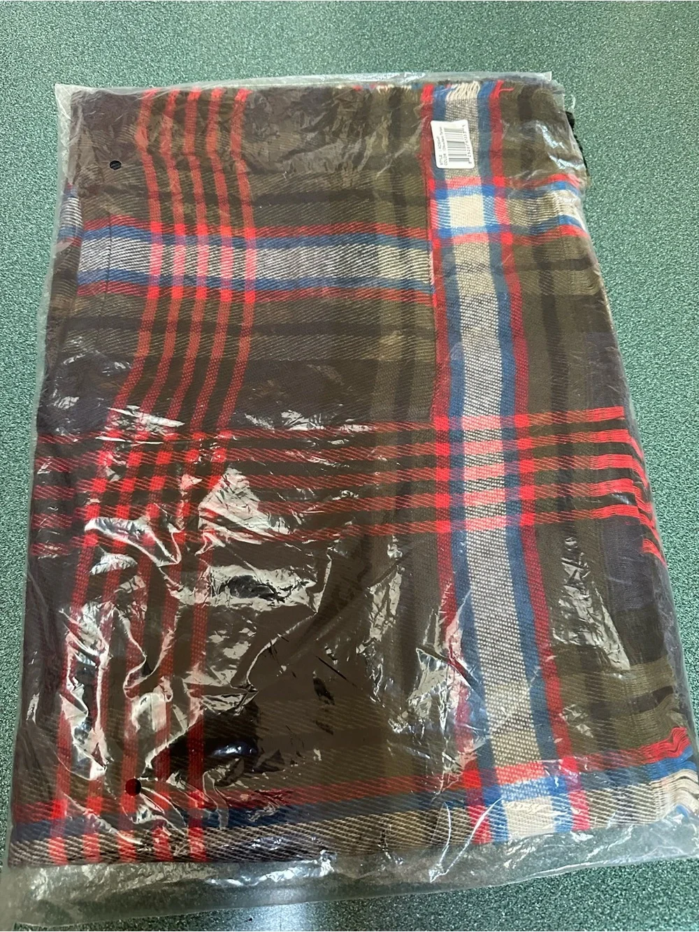 Grace & Lace Olive Navy Tartan Pocket Wrap Poncho Shawl NIP One Size